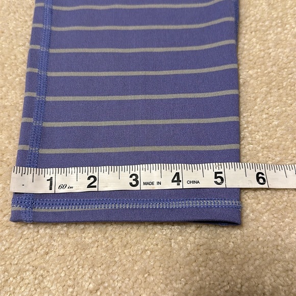 Athleta lavender and gray striped capri leggings size S - Picture 8 of 10